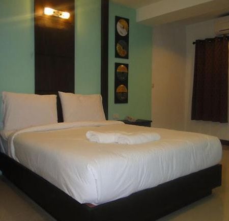 The Room Resident Chiang Rai Room photo